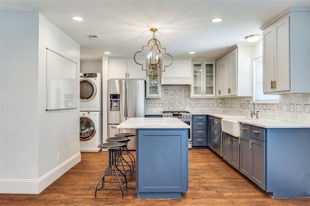 Foto del edificio - 8705 Gladwood Ln