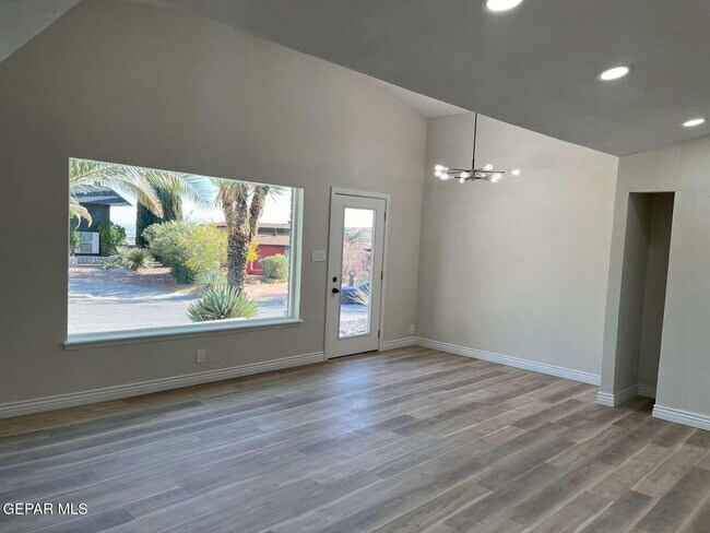 Foto del edificio - 1505 Rocky Bluff Dr