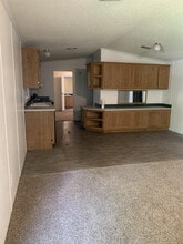 Building Photo - 600 Davis Cir
