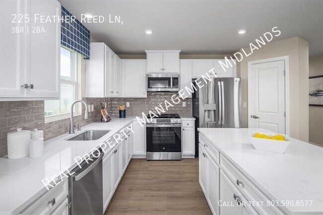 Building Photo - 225 Feather Reed Ln