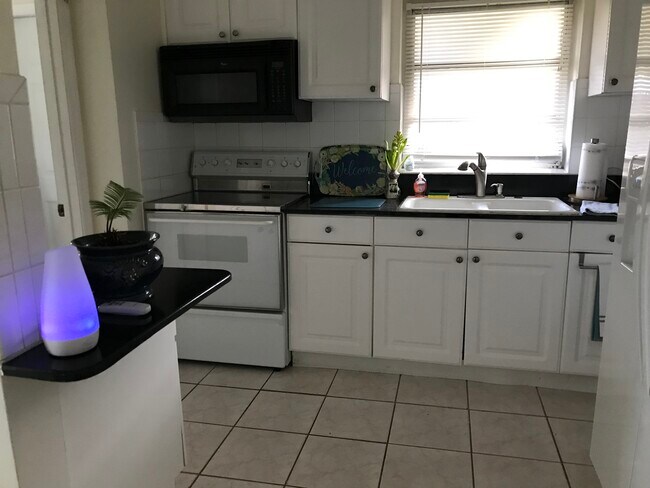 Foto del edificio - 10911 NE 9th Ct