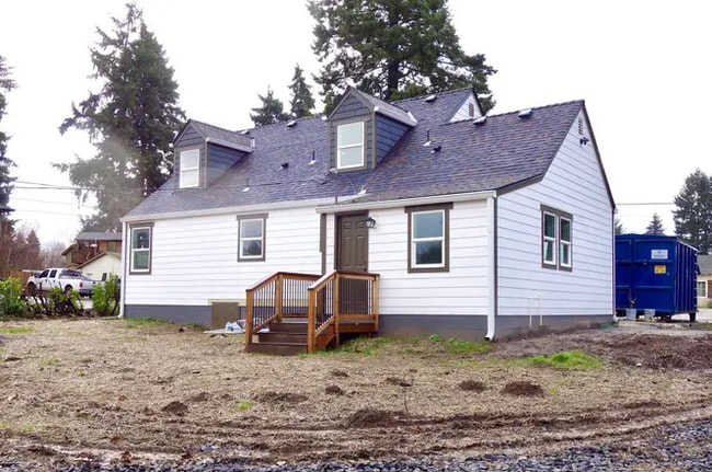 Photo - 3712 NE 54th St House