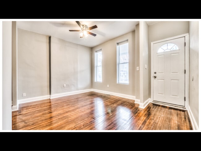 Building Photo - 614 McCabe Ave