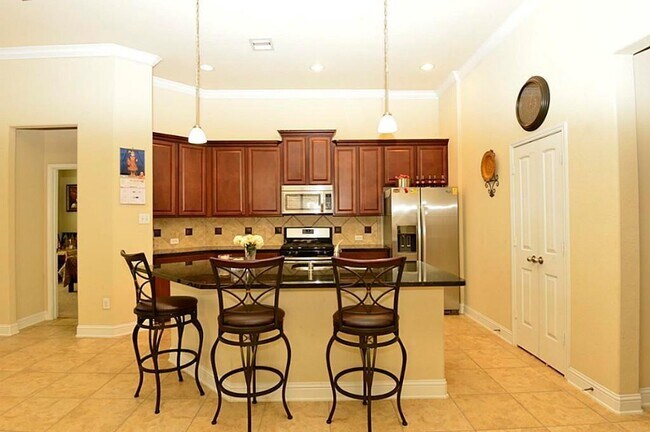 Building Photo - 4856 Palomar Ln