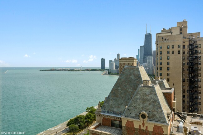 Foto del edificio - 1550 N Lake Shore Dr