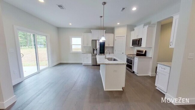 Building Photo - 4110 Whispering Oaks Dr