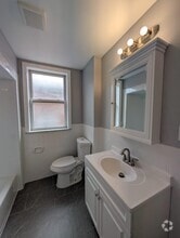 Building Photo - 506 N 13th St