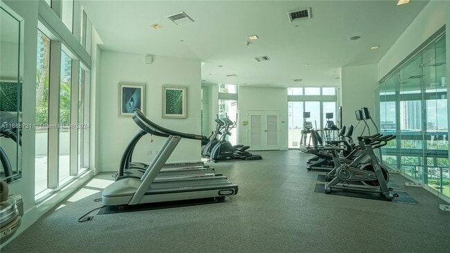 Building Photo - 350 S Miami Ave