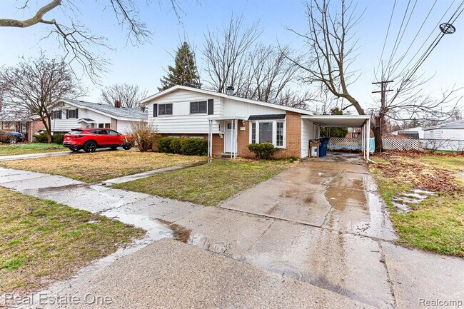 Foto del edificio - 30450 Avondale St