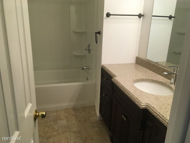 Building Photo - 4 br, 2 bath House - 2918 Newkirk Rd