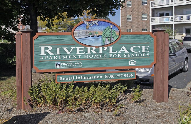 Foto del edificio - Janesville Riverplace