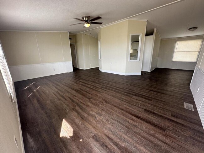 Building Photo - 9010 PR 7335
