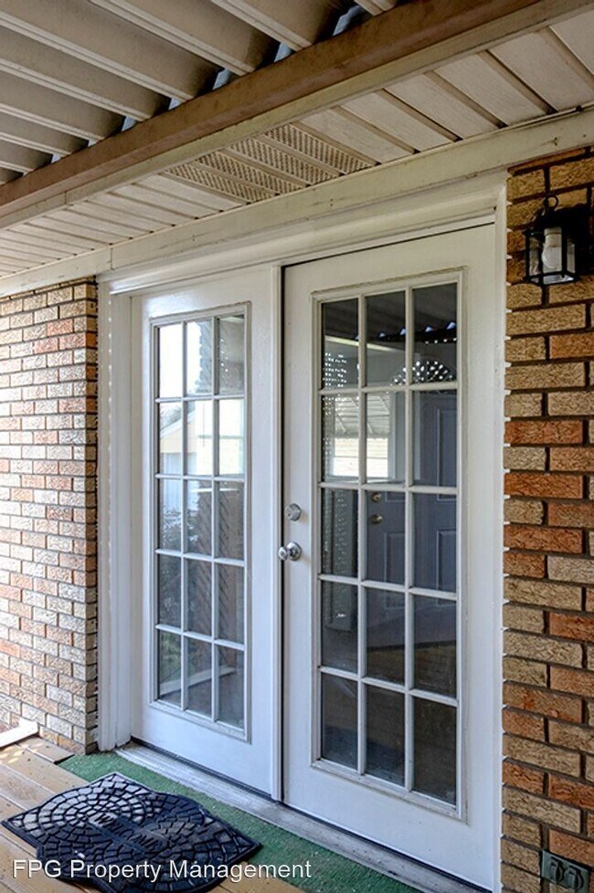 Foto del edificio - 3 br, 2 bath House - 3907 Cane Run Road