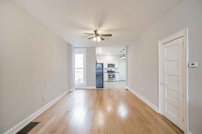 Foto del edificio - Newly Renovated 3 Bedroom 1 Bathroom