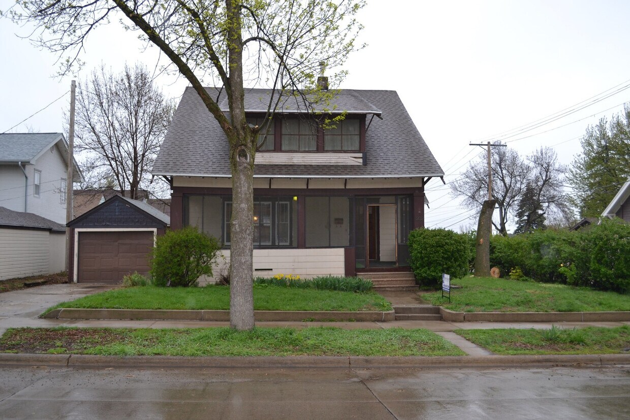 202 E 18th St, Sioux Falls, SD 57104 House Rental in Sioux Falls, SD