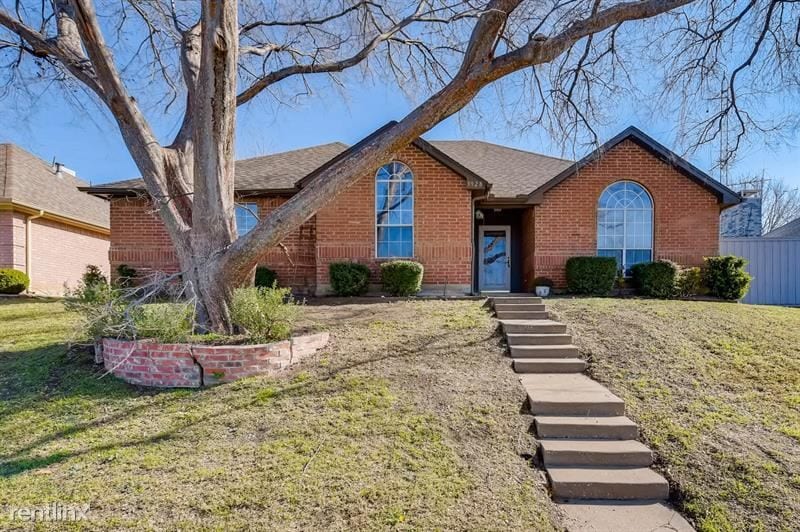 Primary Photo - 4 br, 2 bath House - 3928 Brazos Dr UNIT