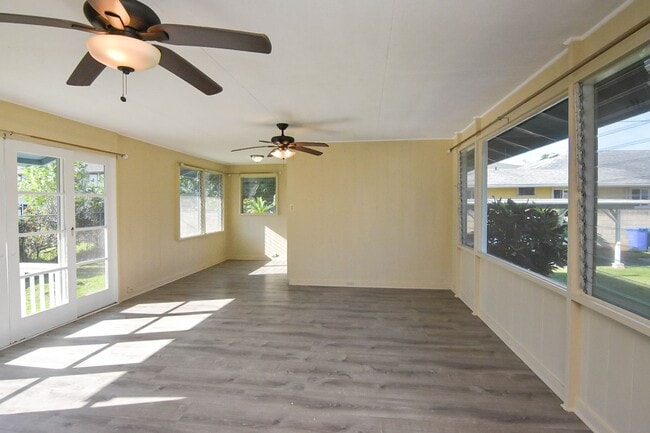 Building Photo - Single Family House in Kailua