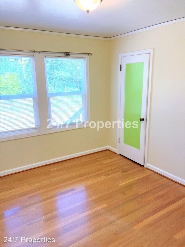 Foto del edificio - 4 br, 2 bath House - 2135 NE 112th Ave.