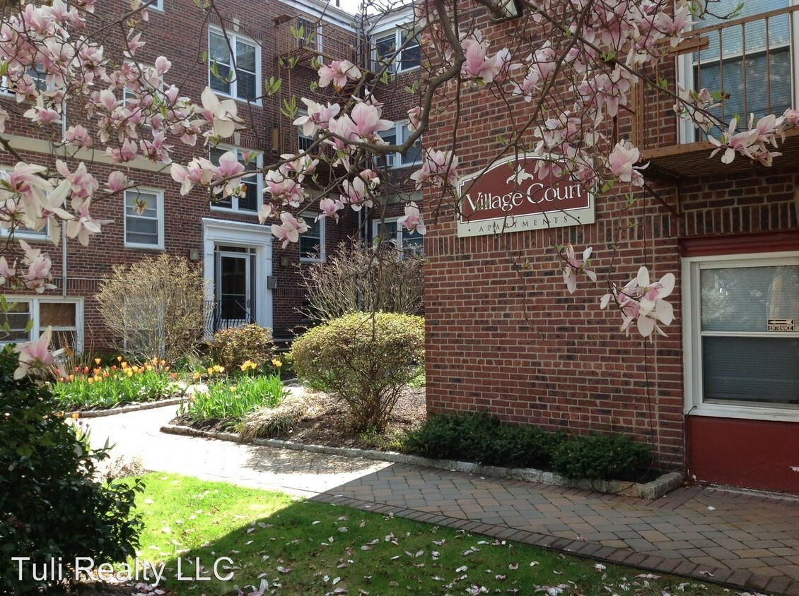 Primary Photo - 154 Irvington Ave