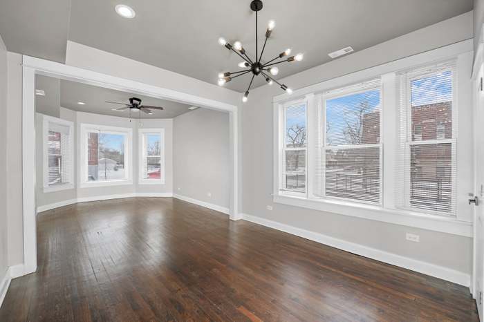 Foto del edificio - 1652 S Ridgeway Ave