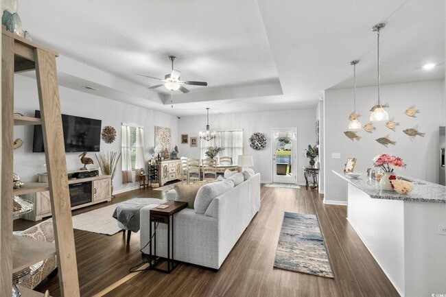 Building Photo - 1440 Bellaria Wy