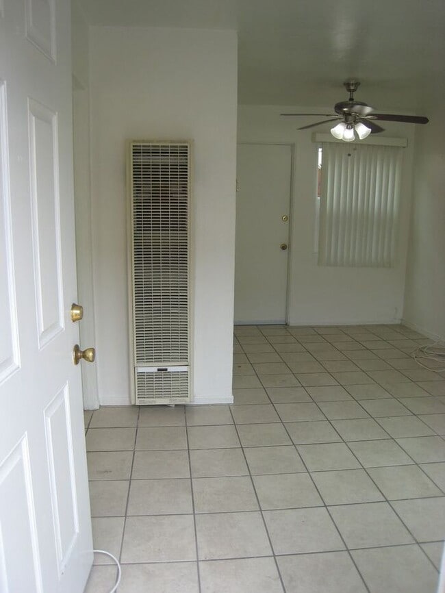 Building Photo - Vintage 1bdr unit in heart of Normal Heights! $500 New Year's Special!!