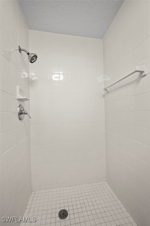 Building Photo - 4603 Bayshore Dr