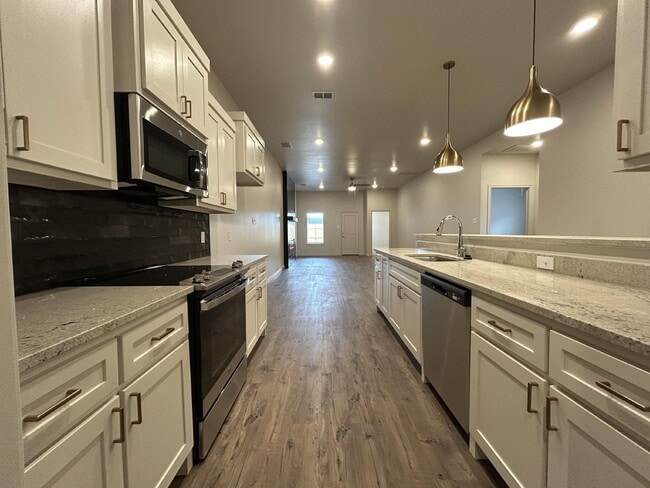 Building Photo - 4104 Trenton Ave