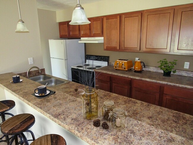 Interior Photo - Country Club Village - Call today!