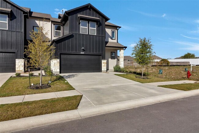 Foto del edificio - 8589 Meridy Lp