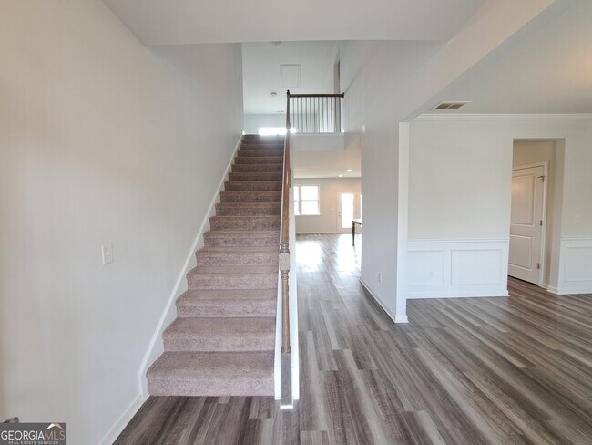 Foto del edificio - 3329 Long Creek Dr