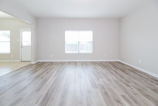 Foto del edificio - 309 Meadow View Ln