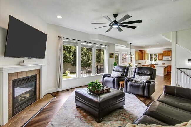 Foto del edificio - 13816 S Carnoustie Ct