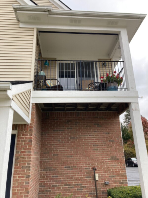 Building Photo - 3116 Kneeland Cir