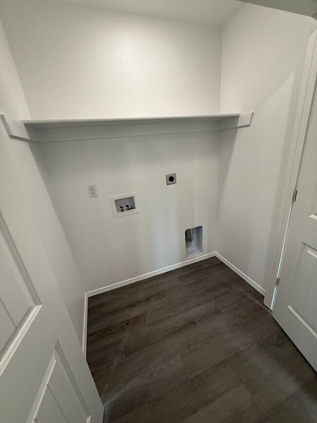 Foto del edificio - 1801 Wirsing Ave