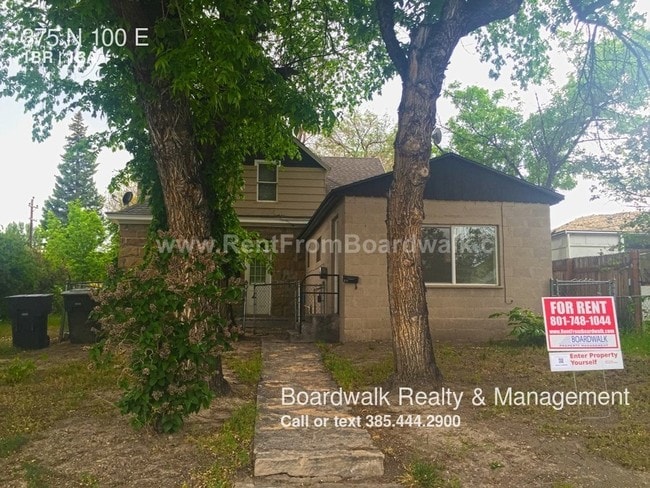 Building Photo - 375 E 100 N