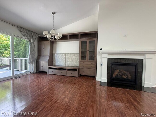 Building Photo - 3068 Bridlewood Dr