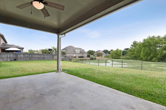 Foto del edificio - 12170 Canterbury park dr