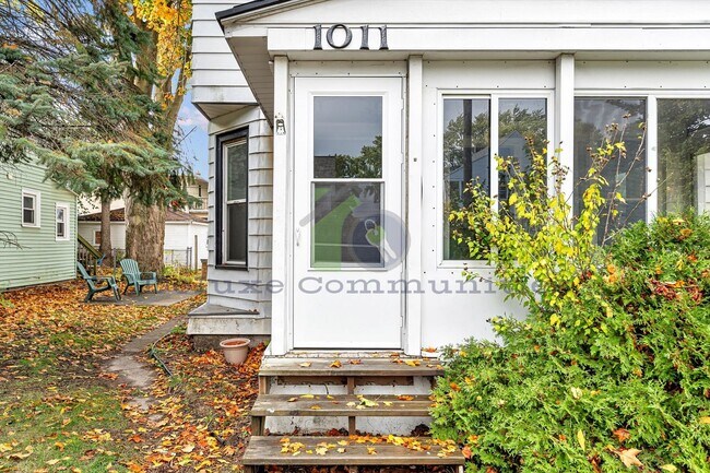 Foto del edificio - 1011 Jennette Ave NW