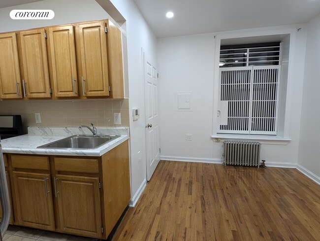 Foto del edificio - 537 W 133rd St