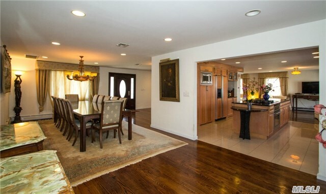 Foto del edificio - 135 Greenway Rd