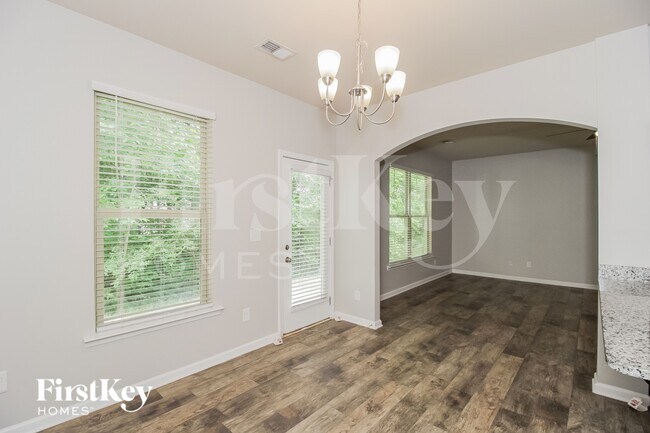 Foto del edificio - 153 Southwind Cir
