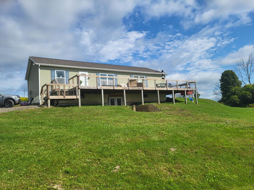 Primary Photo - 4129 W Hill Rd