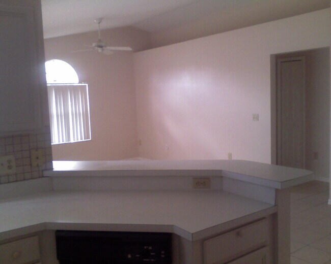 Foto del edificio - 867 Lake Jackson Cir