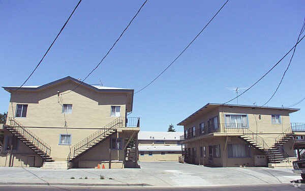 Building Photo - 317 6th Ave