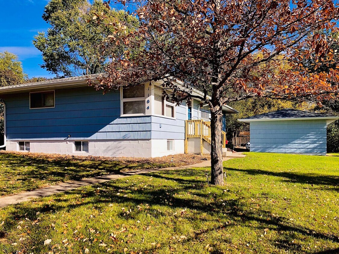 Primary Photo - House- NW