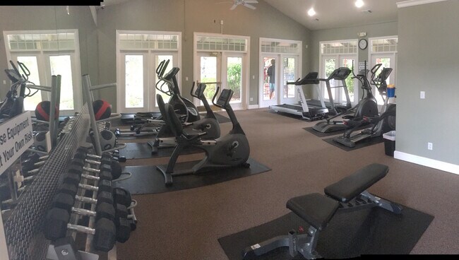 Gym and Workout facility - 12912 Ironstone Way