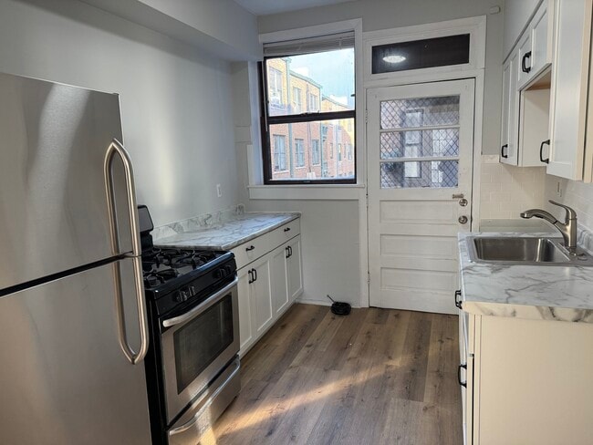 Foto del edificio - 5453 S Everett Ave