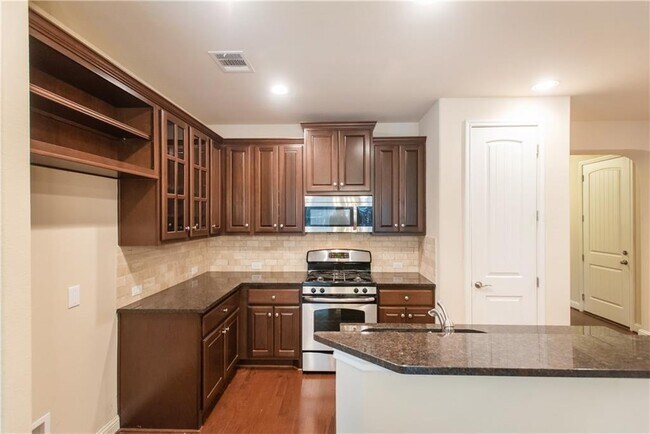 Foto del edificio - 6009 Wilcott Ct