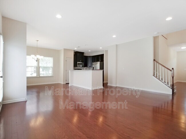Building Photo - 300 Corday Ln